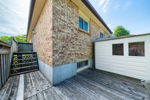 20 Mcfeeters Crescent, Clarington, ON 