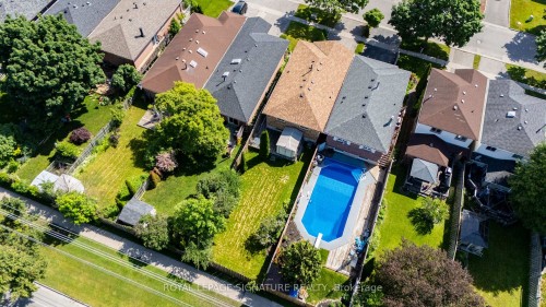 20 Mcfeeters Crescent, Clarington, ON 
