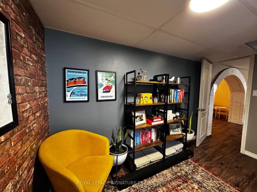 137 Lancaster Street W, Kitchener, ON 