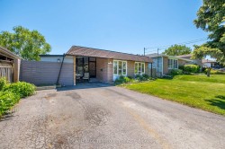 971 Oklahoma Drive Pickering, ON L1W 2H8