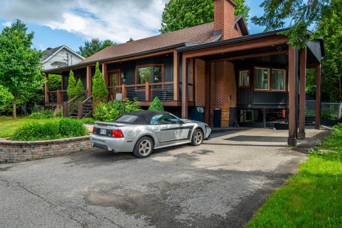 Façade - 52 Av. De La Promenade, Saint-Sauveur, QC 
