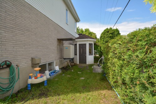 Cour - 8800 Crois. Rouyn, Brossard, QC 