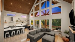 455 ARROWSMITH Ridge Courtenay, BC V9J 1L0