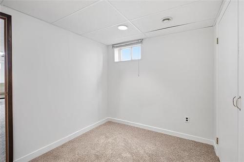 106 Woodydell Ave, Winnipeg, MB 