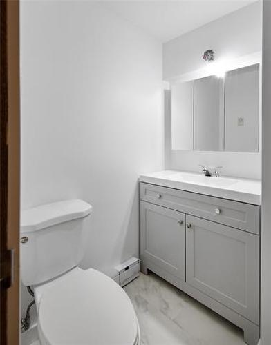 106 Woodydell Ave, Winnipeg, MB 