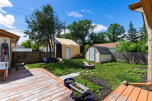 106 Woodydell Ave, Winnipeg, MB 