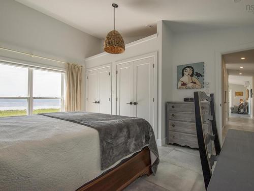 70 Seaside Drive, Louis Head, NS 