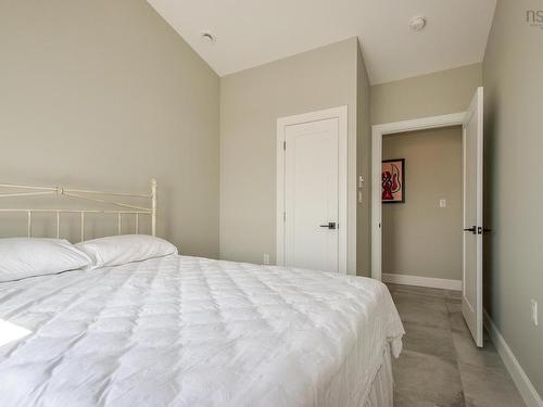 70 Seaside Drive, Louis Head, NS 