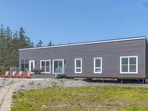 70 Seaside Drive, Louis Head, NS 