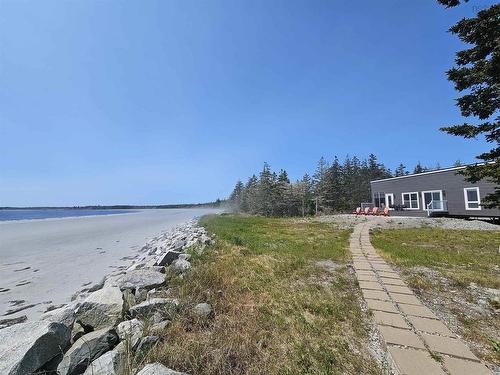 70 Seaside Drive, Louis Head, NS 