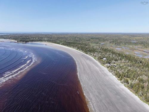 70 Seaside Drive, Louis Head, NS 