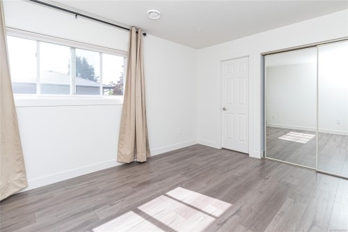 763 Viaduct Ave East, Saanich, BC 