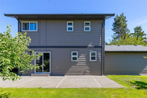 763 Viaduct Ave East, Saanich, BC 