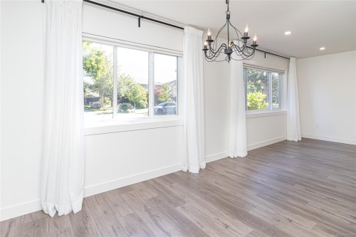 763 Viaduct Ave East, Saanich, BC 