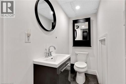 11 Highgrove Court, Cambridge, ON 