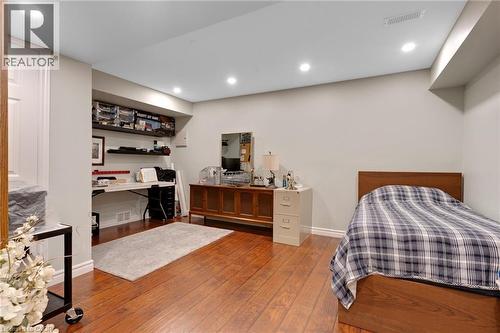 11 Highgrove Court, Cambridge, ON 