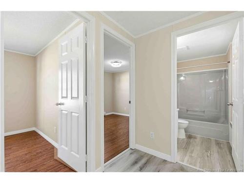 21 Leslee Dr, Lincoln, NB 