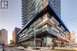 2611 - 30 ROEHAMPTON AVENUE Toronto, ON M4P 1R2