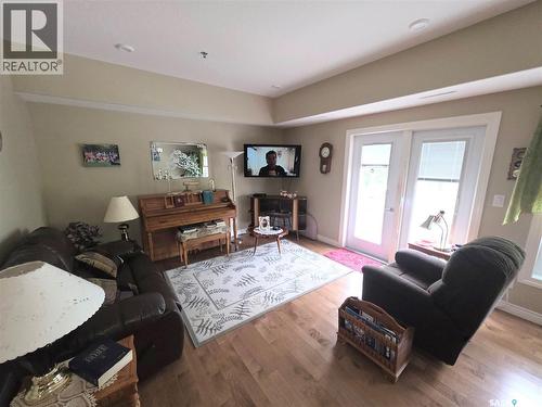 203 510 4Th Avenue, Rosthern, SK 