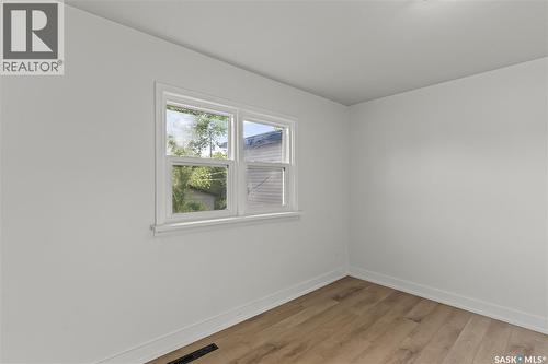 325 V Avenue S, Saskatoon, SK 