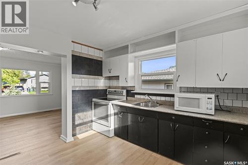325 V Avenue S, Saskatoon, SK 