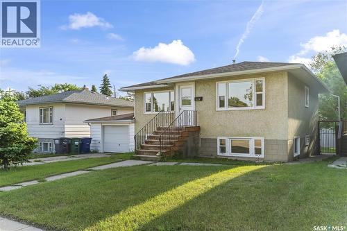 325 V Avenue S, Saskatoon, SK 
