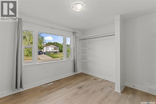 325 V Avenue S, Saskatoon, SK 