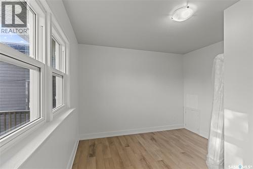 325 V Avenue S, Saskatoon, SK 