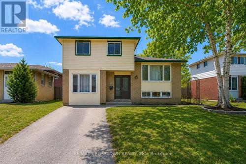 29 Baker Crescent, Barrie, ON 