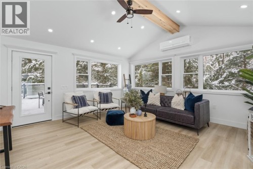 5789 N KENNISIS LAKE Road , Haliburton, Ontario K0M 1M0 5