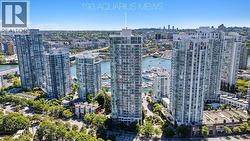 3302 193 AQUARIUS MEWS Vancouver, BC V6Z 2Z2