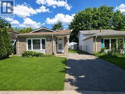 448 DRUMMERHILL Crescent Waterloo, ON N2T 1G4