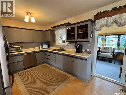 523 8Th Avenue W, Biggar, SK 