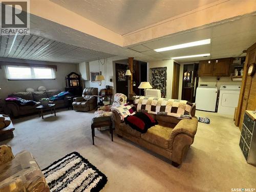 523 8Th Avenue W, Biggar, SK 