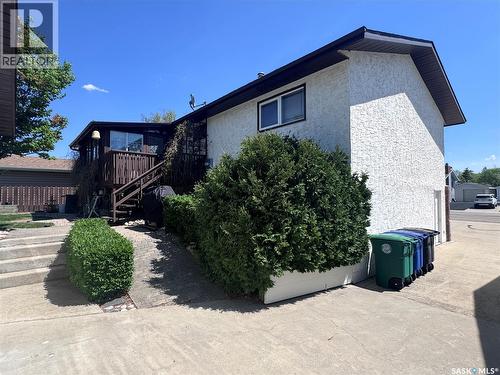 523 8Th Avenue W, Biggar, SK 