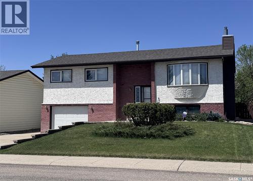 523 8Th Avenue W, Biggar, SK 