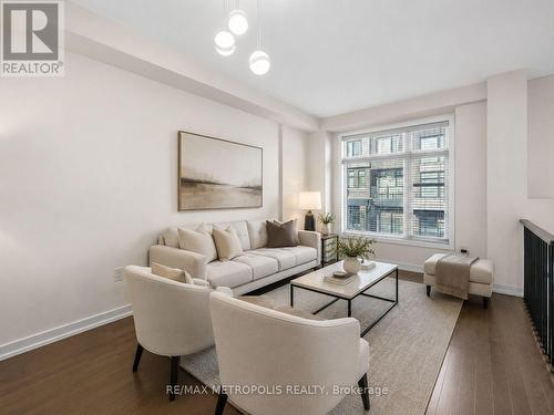 2521 Castlegate Crossing, Pickering, ON 