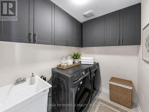2521 Castlegate Crossing, Pickering, ON 