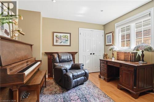 549 Ann Avenue, Burlington, ON 