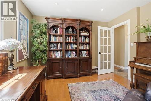 549 Ann Avenue, Burlington, ON 