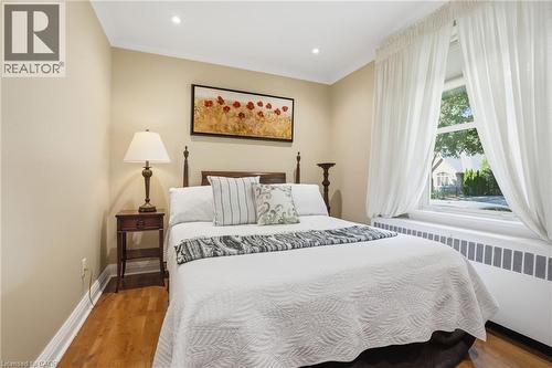 549 Ann Avenue, Burlington, ON 