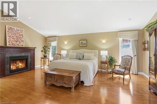 549 Ann Avenue, Burlington, ON 