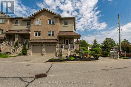 21 - 376 BLAKE STREET  Barrie, ON L4M 1J6