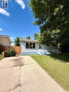 214 Fisher CRESCENT  Saskatoon, SK S7L 5C9
