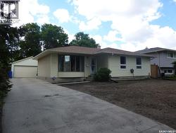 4227 Castle ROAD  Regina, SK S4S 4N4