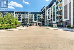 533 - 128 GROVEWOOD COMMON Oakville, ON L6H 0X3