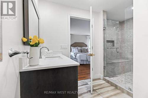 823 Hyde Road, Burlington, ON 