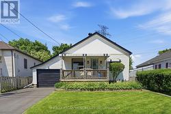 757 BURGESS AVENUE  Hamilton, ON L8H 6J5