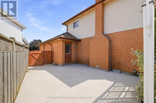 15 Talia Court, Hamilton, ON 