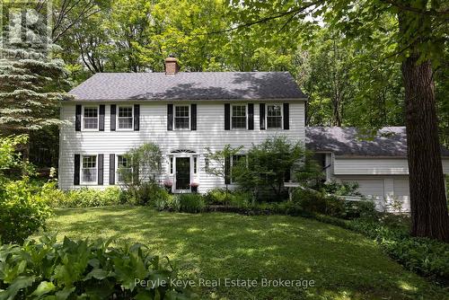 74 WOODLAND DRIVE  Bracebridge (Macaulay), ON P1L 1M2